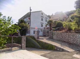 Studio Moscenice 7689a, hotel in Mošćenička Draga