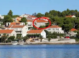Apartments by the sea Lumbarda, Korcula - 9300