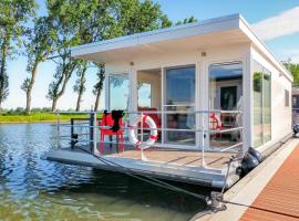 Beautiful Ship-boat In Nieuwpoort With Wifi And 1 Bedrooms, bátagisting í Nieuwpoort