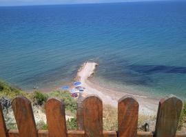 Niforeika panorama, hotel económico em Kato Achaia