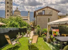 Casa Nonna Pia, villa in Tirano