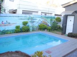 Universe GuestHouse, guest house in Kasane