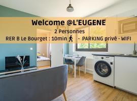 L'Eugène - 10min du RER B Le Bourget, Parking, Wifi、ドランシーのホテル