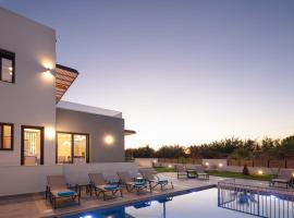 Sunnyside Villas, Just Steps to the Beach & Restaurants, By ThinkVilla, hotel v destinaci Pigianos Kampos