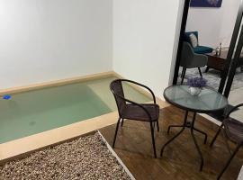 New & beautiful apartment GF with private pool, appartement à Mérida