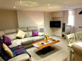 Elegant 2 bed apartment in Manchester
