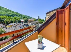 Nice Apartment Santo Stefano, three-star hotel in Santo Stefano dʼAveto