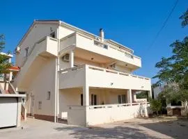 Apartments with a parking space Novalja, Pag - 9342