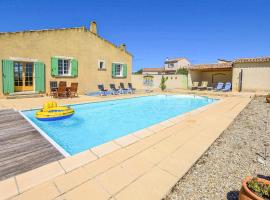 Awesome Home In St, Maurice Sur Eygues With House A Panoramic View, hotel v destinácii Saint-Maurice-sur-Eygues
