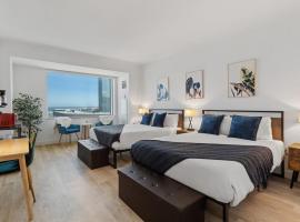 Beachfront Double Queen - CozySuites, apartment in Atlantic City