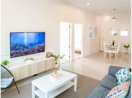 100sqm 2 bed apartment Sukhothai City, feriebolig i Sukhothai