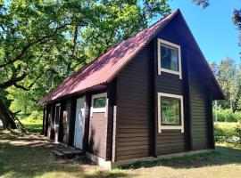Cosy Holiday Home with sauna for family vacation, hotel v destinaci Karepa