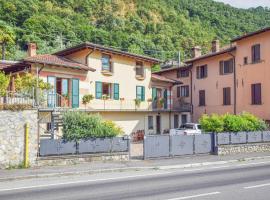 Amazing Home In Pilzone-iseo With Lake View, ξενοδοχείο σε Pilzone