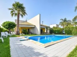 Nice Apartment In S Croce Camerina Rg