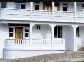 The Golden Inn, apartment in Marigot