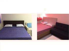DMK Don Mueang Airport Guest House, apartment in Bangkok