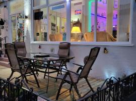 The Croydon, hotel in Blackpool