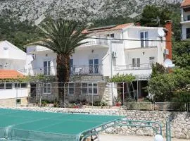Apartments with parking space Zivogosce - Porat, Makarska - 10032