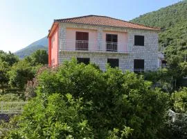 Apartments with a parking space Trpanj, Peljesac - 10148