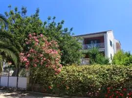 Apartments by the sea Loviste, Peljesac - 10182