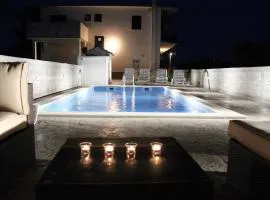 Apartments with a swimming pool Gustirna, Trogir - 11703