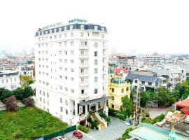 Lam Sơn White Palace Hotel, hotel v destinaci Thái Bình