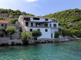 Apartments by the sea Cove Vela Prapratna (Peljesac) - 10106