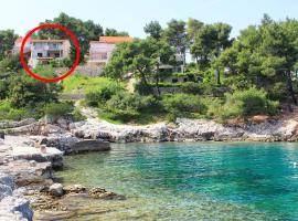 Dzīvoklis Apartments by the sea Basina, Hvar - 11817 pilsētā Vrbanj