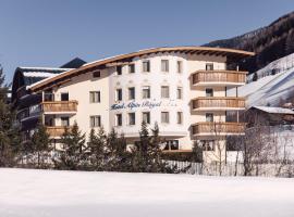 Wellness Refugium & Resort Hotel Alpin Royal - Small Luxury Hotels of the World, hotell i Cadipietra