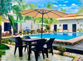 RedDoorz Plus at Palm Rise K Diving Resort Panglao Bohol, hotel con parking en Panglao