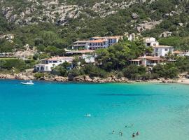 Hotel La Bisaccia, khách sạn ở Baja Sardinia