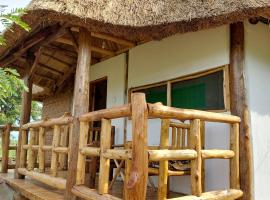 Songbird Safari Lodge & Campsite, hotel near Katunguru Gate Queen Elizabeth National Park, Katunguru