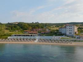 Mount Athos Resort: Ierissos şehrinde bir otel