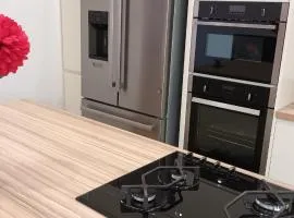 Modern two bedroom house near beach/ Durham City