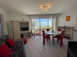 Appartement lumineux, piscine chauffée, parking privatif - FR-1-224C-305