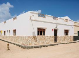 Apartamentos El Marinero - Casa Juana，位于塞博河畔卡莱塔的酒店