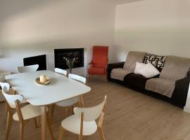 Casa rural, Mas de Joan i Cinta, hotel v destinaci Sant Jaume d'Enveja