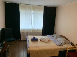 K84, Nice 2- bedroom apartment - 2 big beds 1 single bed, hotel bajet di Tartu
