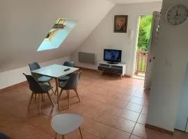 Appartement situé prés des plages et du golf