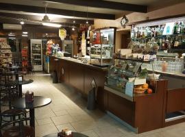 Cafe del peso, hotel u gradu 'Cavour'