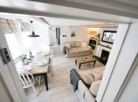 Padstow Escapes - Captains Cottage