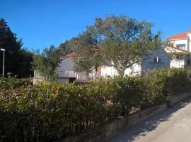 Holiday house with WiFi Supetar, Brac - 12323