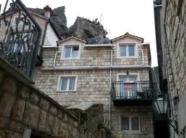 Apartments with WiFi Omis - 11836