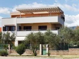 Apartments with parking spaces Drnis, Zagora - 12769