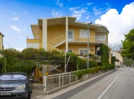 Apartments with parking space Podgora, Makarska - 12816, hotel a Podgora