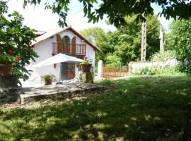 Gîte Saint-Paul-Lizonne, 3 pièces, 5 personnes - FR-1-616-224，Saint-Paul-Lizonne的飯店