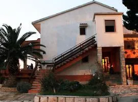Apartments with parking space Novalja, Pag - 13200