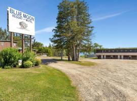 Blue Moon Resort & Motel, hótel í Hill City