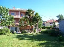 Apartments with a swimming pool Kastav, Opatija - 13638