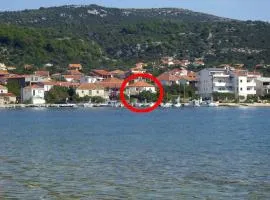 Seaside holiday house Vinisce, Trogir - 14704